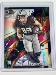 2024 Topps Finest - Brock Bowers - Rifrattore (RC) - Foto 1 di 2