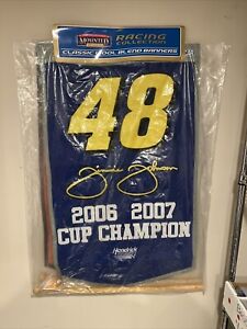 Jimmie Johnson Mounted Memories 22x38' 2006-2007 Nascar Champion Wool Banner