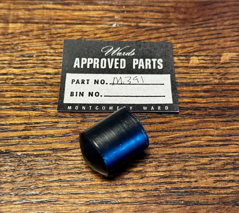 Резиновый чехол с наконечником для багажника Benelli Volcano *оригинальный новый из старых запасов* - Изображение 1 из 1