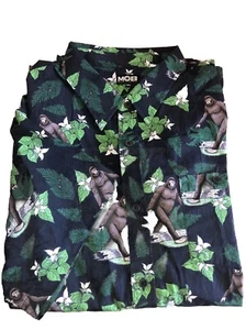 Middle Of Beyond Shirt Mens XXXL 3XL Big Foot Yeti Button Up Short Sleeve MOB - Picture 1 of 4