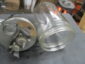 1941- 1955 GM WINDSHIELD WASHER VACUUM PUMP with Bottle No Bracket - Picture 1 of 6