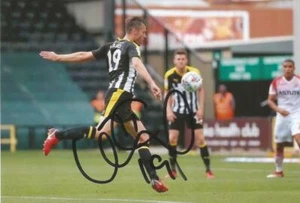 NOTTS COUNTY: ELLIOTT WARD SIGNED 6x4 ACTION PHOTO+COA - Picture 1 of 1