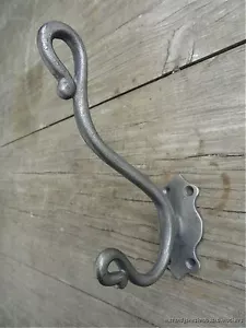 A STYLISH ANTIQUE STYLE TRUNK DOUBLE COATHOOK CAST IRON COAT HOOK RACK R4 - Picture 1 of 1