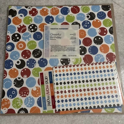 Paquete de papel Creative Memories 12x12 “Alegre cumpleaños”, tapetes fotográficos, pegatinas Foto 1 de 4
