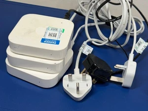Apple 3x Bundle AirPort Express A1392 Wireless Access Points with Power Cables - Picture 1 of 8