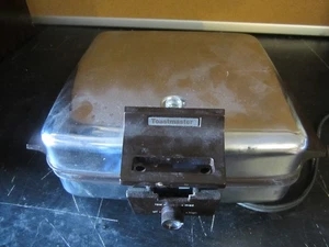 Combo de plancha para gofrera cromada Toastmaster 259 de colección  - Imagen 1 de 6