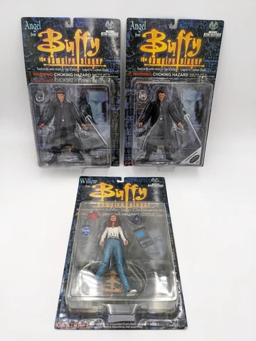 Lot Of 3 Moore Buffy The Vampire Slayer Previews Vampire Angel Willow Angel MOC Cover
