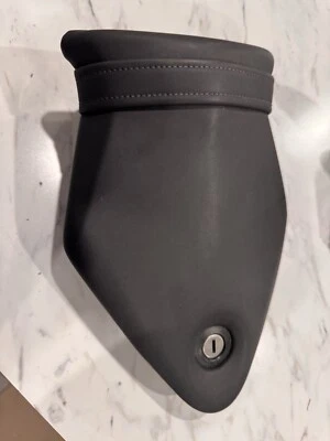 Asiento de pasajero BMW S1000RR (10-14)|HP4 original usado Foto 1 de 4