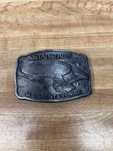VINTAGE 1983 STAR TREK U.S.S. ENTERPRISE MOVIE/TV PEWTER BELT BUCKLE - Picture 1 of 3