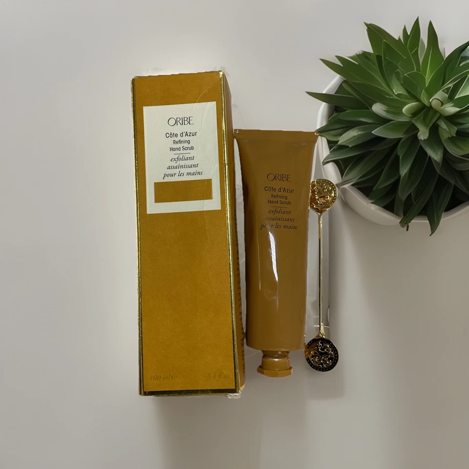 Oribe Côte d’Azur 精炼手部磨砂 3.4 液量盎司/100 毫升,如图所示。 — 第 1/4 张图片