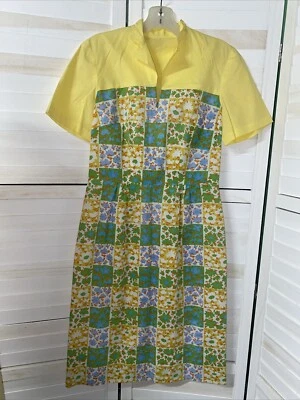Vestido de casa floral vintage de algodón amarillo hecho a mano años 50 talla mediana Foto 1 de 4