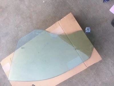 2005 BMW 525i E60 Left Front Driver's Side Window Auto Glass OEM - Image 1 of 4