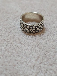 James Avery Retired Flower Eternity Band Size 7.75 - Picture 1 of 8