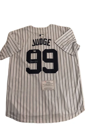 Camiseta firmada autografiada por Aaron Judge con certificado de autenticidad Foto 1 de 4