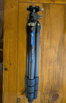 Leofoto Ranger LS-284C + LH-30 Carbon Fiber Tripod for hunting/photography - Image 1 of 4
