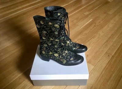 Botas de mujer bordadas florales con cordones a media pantorrilla de Japonica talla 8 Foto 1 de 4