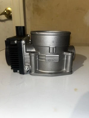 日立油门车身适用于 2002 年 3.5 V6 日产 Altima 螺钉和垫圈包括 — 第 1/4 张图片