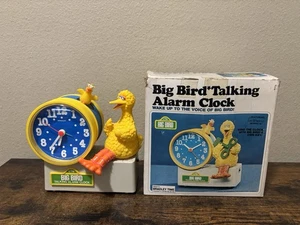 Sveglia Parlante Big Bird Con Scatola Manca Chiave Sveglia Leggi Descrizione - Foto 1 di 13
