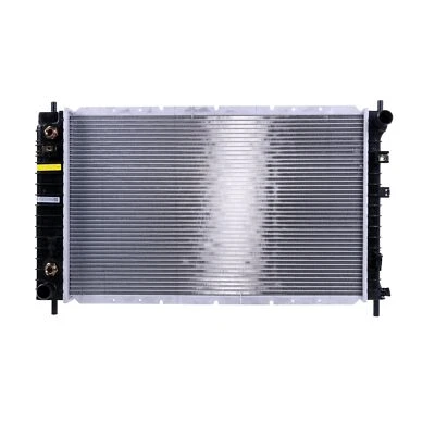 2798 Radiator for Saturn Vue 2004 2005 2006 2007 2.2 2.4 L4 3.5 V6 Foto 1 de 2