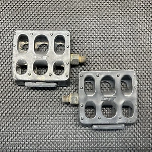 GT Dyno Plastic Platform Pedals 1/2” Old Mid School BMX - Picture 1 of 5