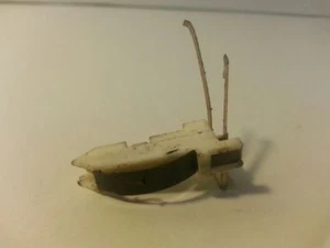 OEM GM TILT STEERING COLUMN PARTS - 1 PIECE KEY LOCK WARNING BUZZER CLIP  GBODY+ - Picture 1 of 4