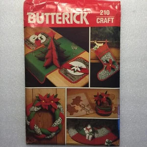 Butterick Muster 210 Strumpf Baum & Rock Kranz Tischläufer Körbe ungeschnitten - Bild 1 von 5