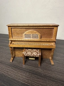 Vintage Miniatur Klavier mit Hocker für Puppenhaus oder Miniatur Sammler - Bild 1 von 12