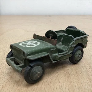 VINTAGE DINKY TOYS ARMY JEEP AMERICAN MILITARY WILLYS JEEP - Picture 1 of 6