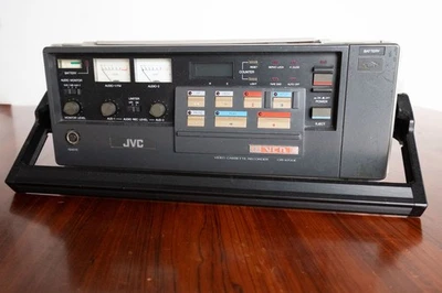 JVC Videorekorder Modell CR-4700E - Bild 1 von 4