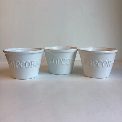 Caixa e cano branco 4” tigelas de pipoca conjunto de 3 individuais pequenas em relevo - Imagem 1 de 4