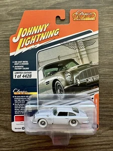 🤵🏼JOHNNY WHITE LIGHTNING 1966 ASTON MARTIN DB5 1/64 A Chase - Picture 1 of 5