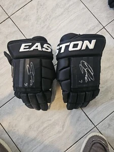 Andrew Cogliano 2015-16 signiertes Spiel gebrauchte Hockeyhandschuhe, COA, Enten - Bild 1 von 4