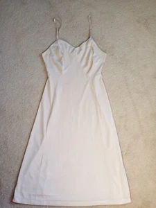 VAN RAALTE FULL SLIP Off White Womens Sz 32A Opaquelon USA MADE 7962 Nylon - Picture 1 of 10