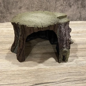 Faux tree stump pat Hideaway terrarium decor - Picture 1 of 8
