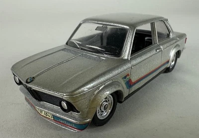 Solido Francia #28 BMW 2002 Turbo metálico plateado hecho en Francia 1/43 CON CAJA Foto 1 de 4