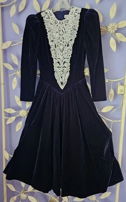 Vintage 80s Jessica McClintock Dk BLUE Velvet Lace Sequin Pearl Bib Dress Sz 4 - Image 1 of 4