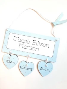 PERSONALISED BABY BOY BIRTH KEEPSAKE PLAQUE WITH HANGING HEARTS - Picture 1 of 5