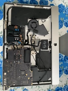 SOLD AS IS 2017 Apple iMac 27in 3.4GHZ i5 16GB 1TB FOR PARTS - Picture 1 of 2