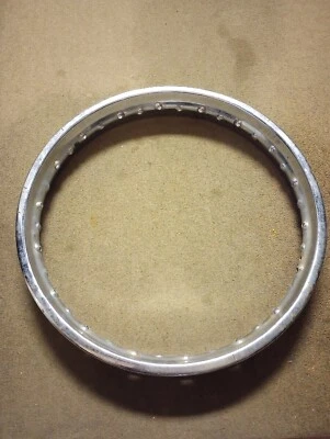 Llanta trasera Honda NX125 1989 1,85x18" 36 orificios 42701-KY7-671 D.I.D. Foto 1 de 4