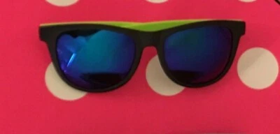 New Super Cute Victoria's Secret " PINK "  Sunglasses  Summer is coming soon !!! - Image 1 of 2