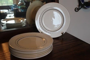 Set Of 8 Royal Doulton Tiara 8" Salad Plates With Platinum Trim - Picture 1 of 8