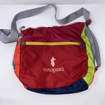 Bolso Mensajero Convertible Cotopaxi Taal Mochila Rojo Gris Verde Rosa Azul Foto 1 de 4