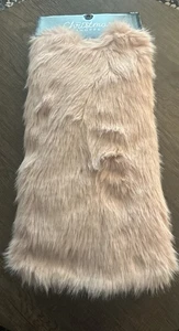 NWT Pink Faux Fur Christmas Tree Skirt 48 inch -The Christmas Shoppe - Picture 1 of 8