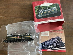 Pennsylvania GG-1 Locomotive Lionel Train series #3 1998 Hallmark Ornament - Picture 1 of 6