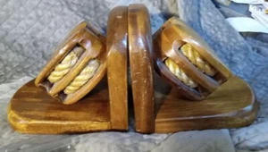 Vintage Maritime Maritime Holz Riemenscheibe Buchstützen - Bild 1 von 7