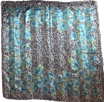 Aqua Blue 花卉和豹纹围巾 38 英寸方形轻便动物印花 — 第 1/4 张图片