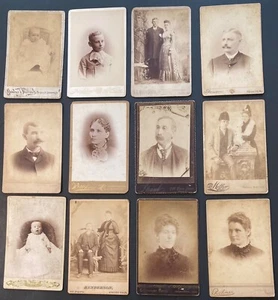 Dodici (12) FANTASTICA CARTOLINA ARMADIO FOTOGRAFIE ANTICHE c.1890s (C) - Foto 1 di 13