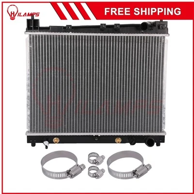 Radiador 2305 para 2004-2006 Scion xA 1,5 L l4 con kit universal de abrazaderas de manguera de aceite Foto 1 de 4