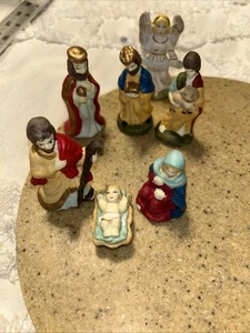 Vintage Krippe Maria Josef Jesuskind Engel 7 Teile Weihnachten Mini Set - Bild 1 von 7