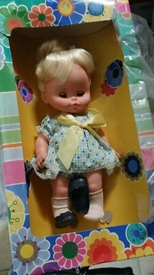 Bambola d'epoca anni 80 maggiolino  Milano  - Immagine 1 di 4